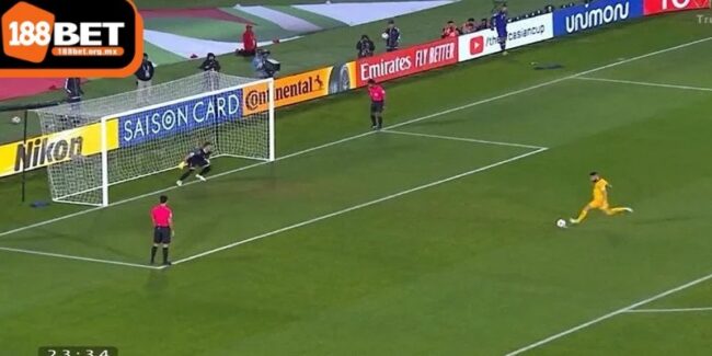 Khoảng cách từ hàng rào đến điểm đặt bóng tối thiểu là 9m15